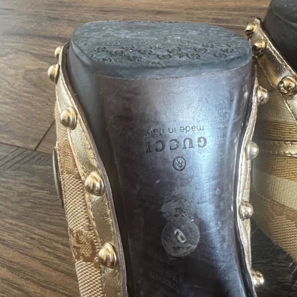 Gucci Beige GG Canvas Icon Clog Sandals - Picture 6 of 8